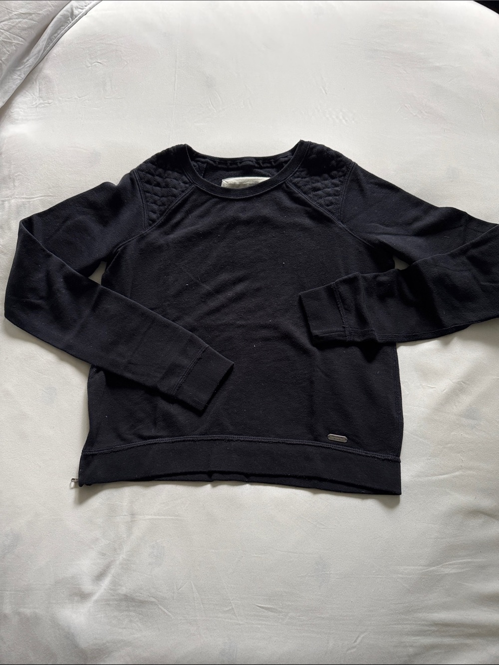 Abercrombie & Fitch Black Quilted-Shoulder Crewneck Sweater